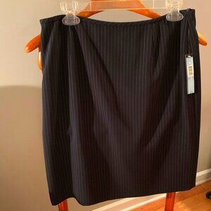 Tahari ASL Options fully lined pinstriped pencil skirt